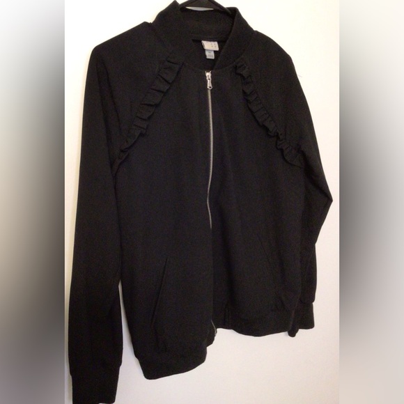 A new day black zippered jacket with ruffle detail size XS - Picture 5 of 8